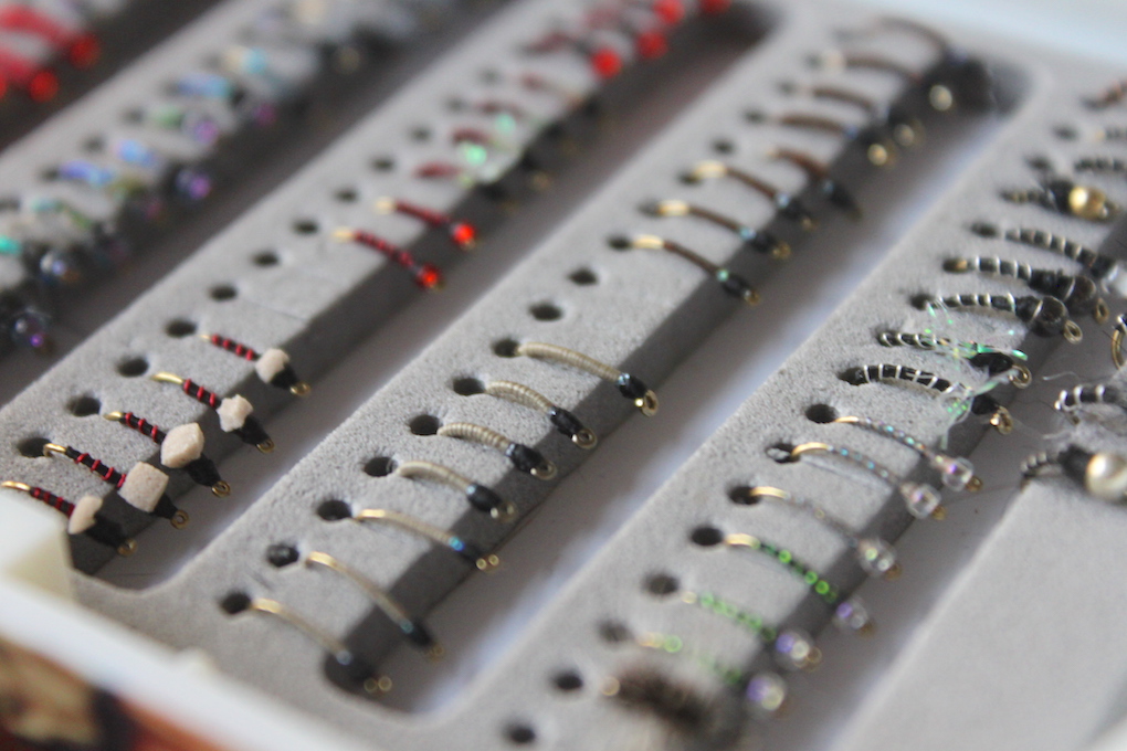 Fly Tying: Flash Thread Midge - Arizona WanderingsArizona Wanderings